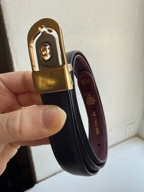 Authentic Gucci navy blue Leather Belt with Gold Buckle and Burgundy Interior